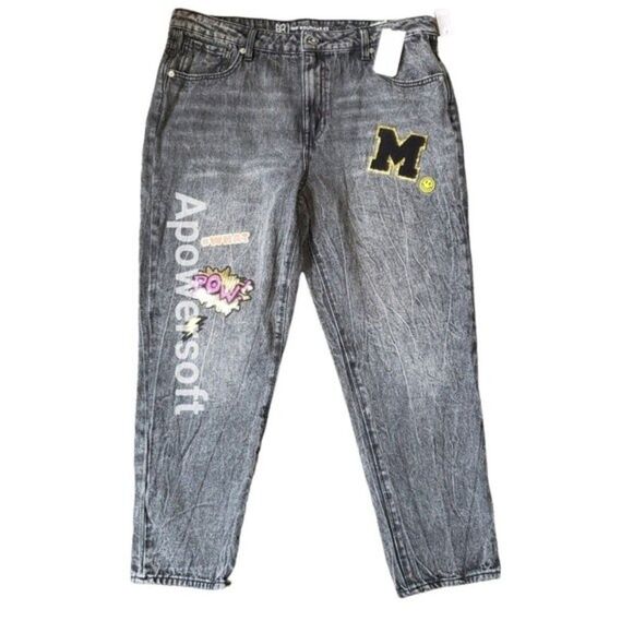 Embelished High Waisted Acid Wash Jeans - Picture 1 of 6